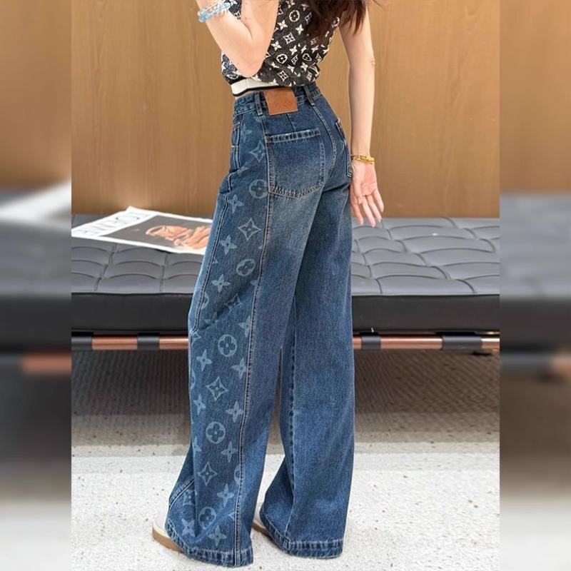 High-End Side Letter Jeans for Women 2026 Autumn and Winter New Style Plus Size Loose Slimming Straight Wide-Leg Pants