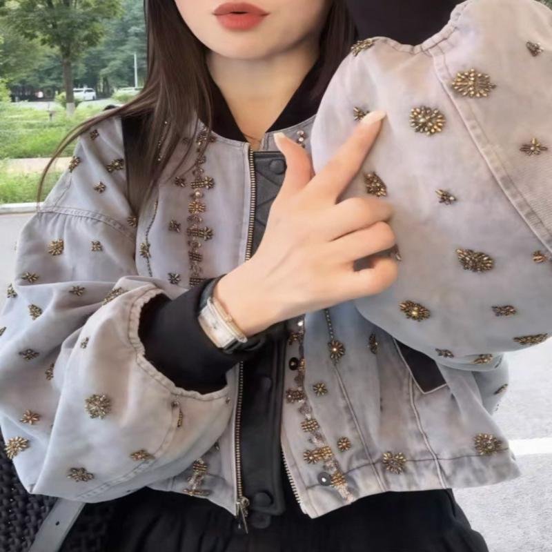 2025 Autumn and Winter New Plus Size Women's Slimming Short Denim Jacket Women's Fashion Versatile Loose Casual Jacket