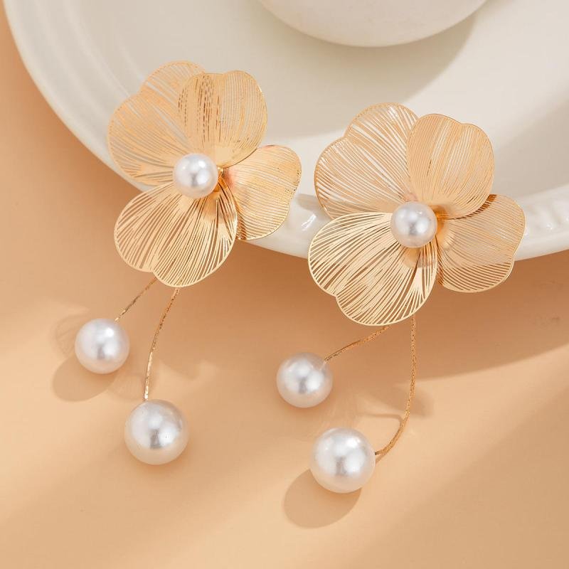 Cross-Border Texture Three-Dimensional Ginkgo Flower Gold Plated Natural Stone Drop Tassel Earrings