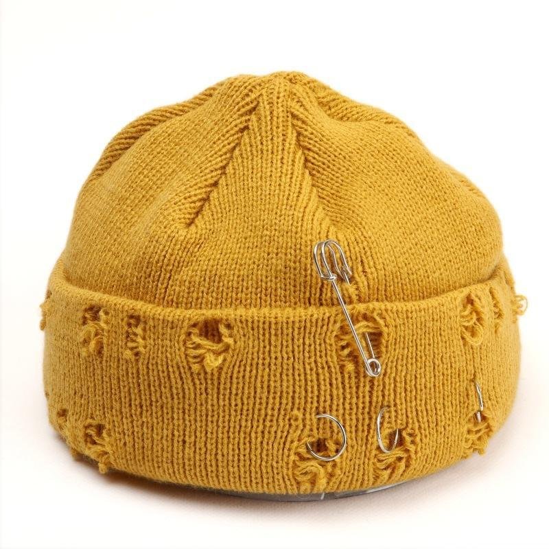 Stylish Multi-Colored Camouflage Character Breathable Waterproof 100% Acrylic Beanie Hats Unique Safety Pin Decor Comfortable